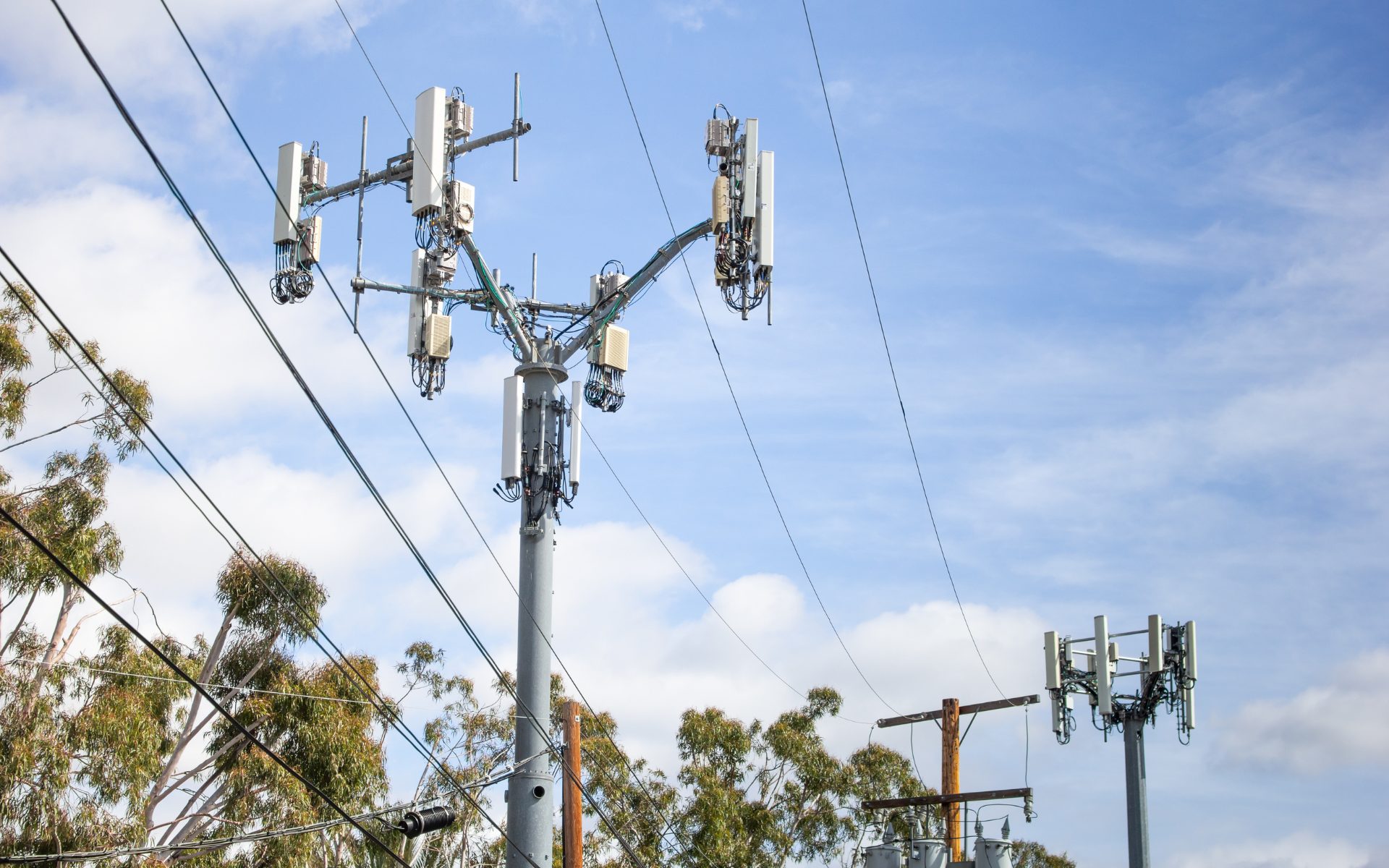 Gigabit Passive Optical Network on Steep-Valley Roads - CENGN